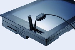USB порт на передней панели GT1695М-XTBA